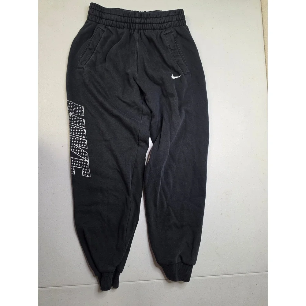 Nike Boys Black Fleece Joggers Graphic Logo Sweatpants Size Medium M